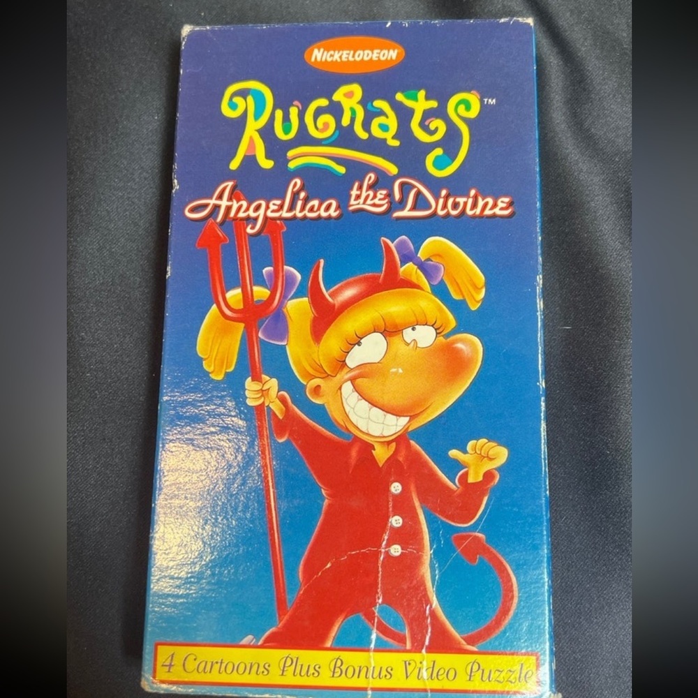 Angelica pickles decor